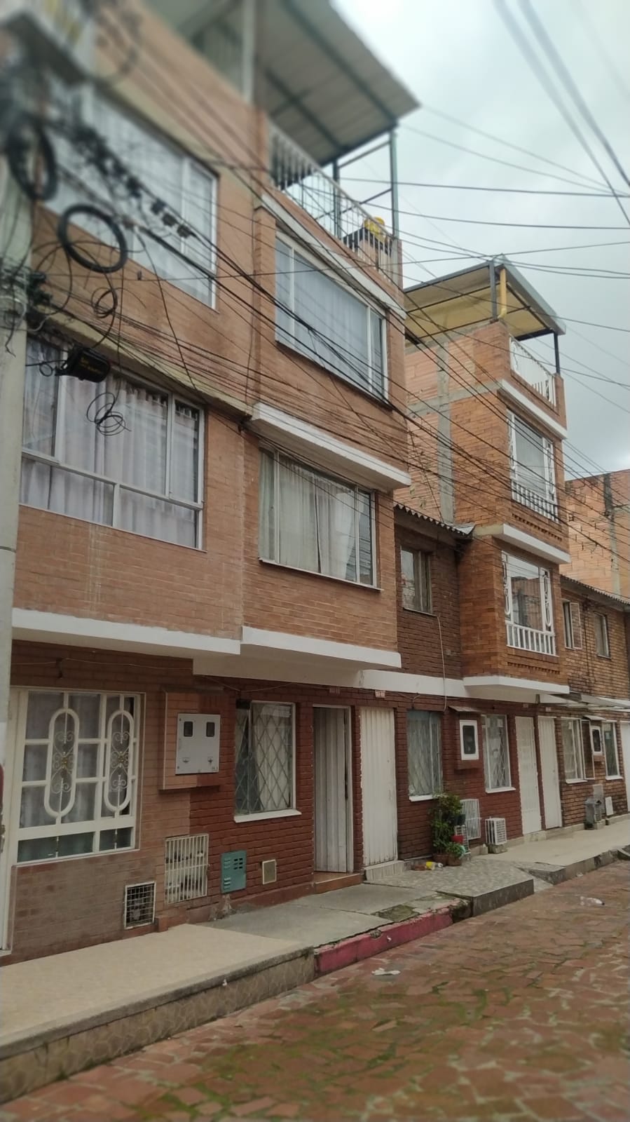 VENTA DE CASA SUBA LOMBARDIA VENTA DE CASA SUBA LOMBARDIA